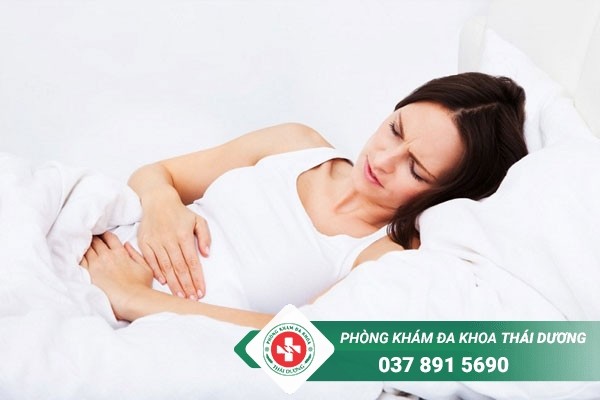 Thai phụ bị viêm âm đạo là nguyên nhân gây đau vùng kín khi mang thai 3 tháng đầu