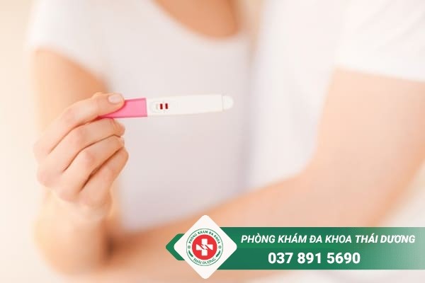 Sau quan hệ bao lâu có thể sử dụng que thử thai kiểm tra được?